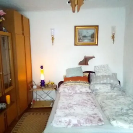 Kulcsoshaz Vendeghaz *