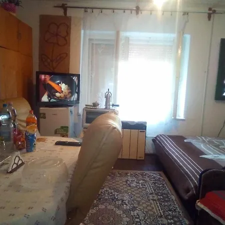 Kulcsoshaz Vendeghaz Hollohaza